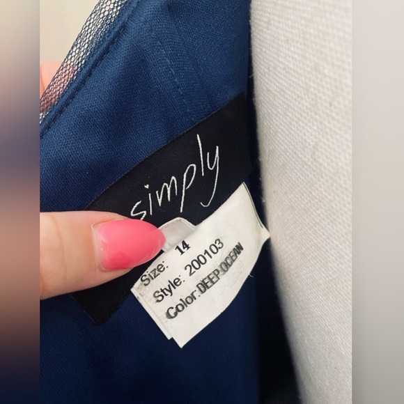 Evening Gown 💙 - Picture 6 of 7